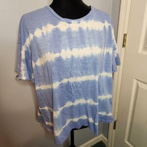 Sew In Love Size Large Short Sleeve Shirt